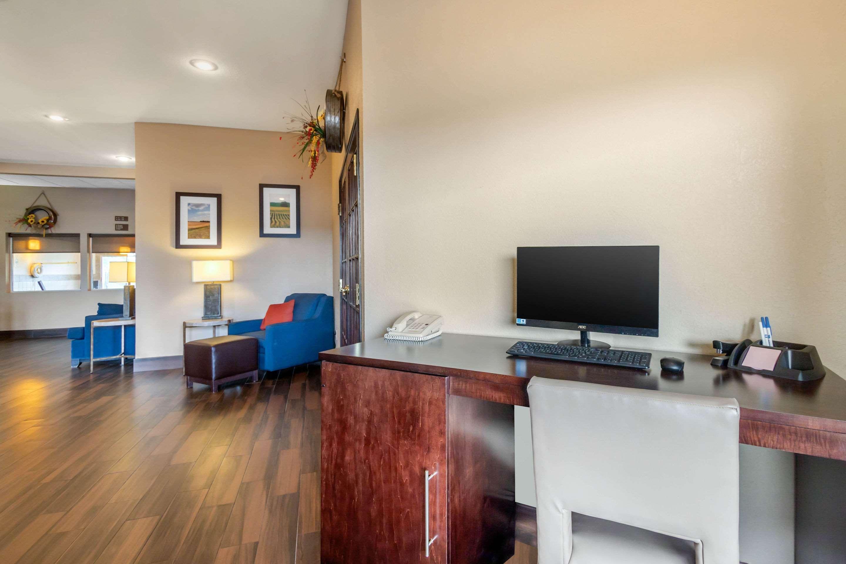 Comfort Inn & Suites Pittsburg Eksteriør billede