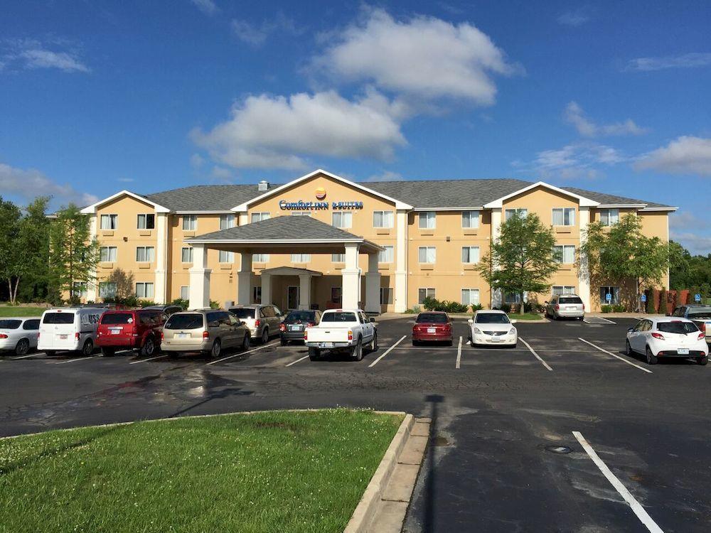 Comfort Inn & Suites Pittsburg Eksteriør billede